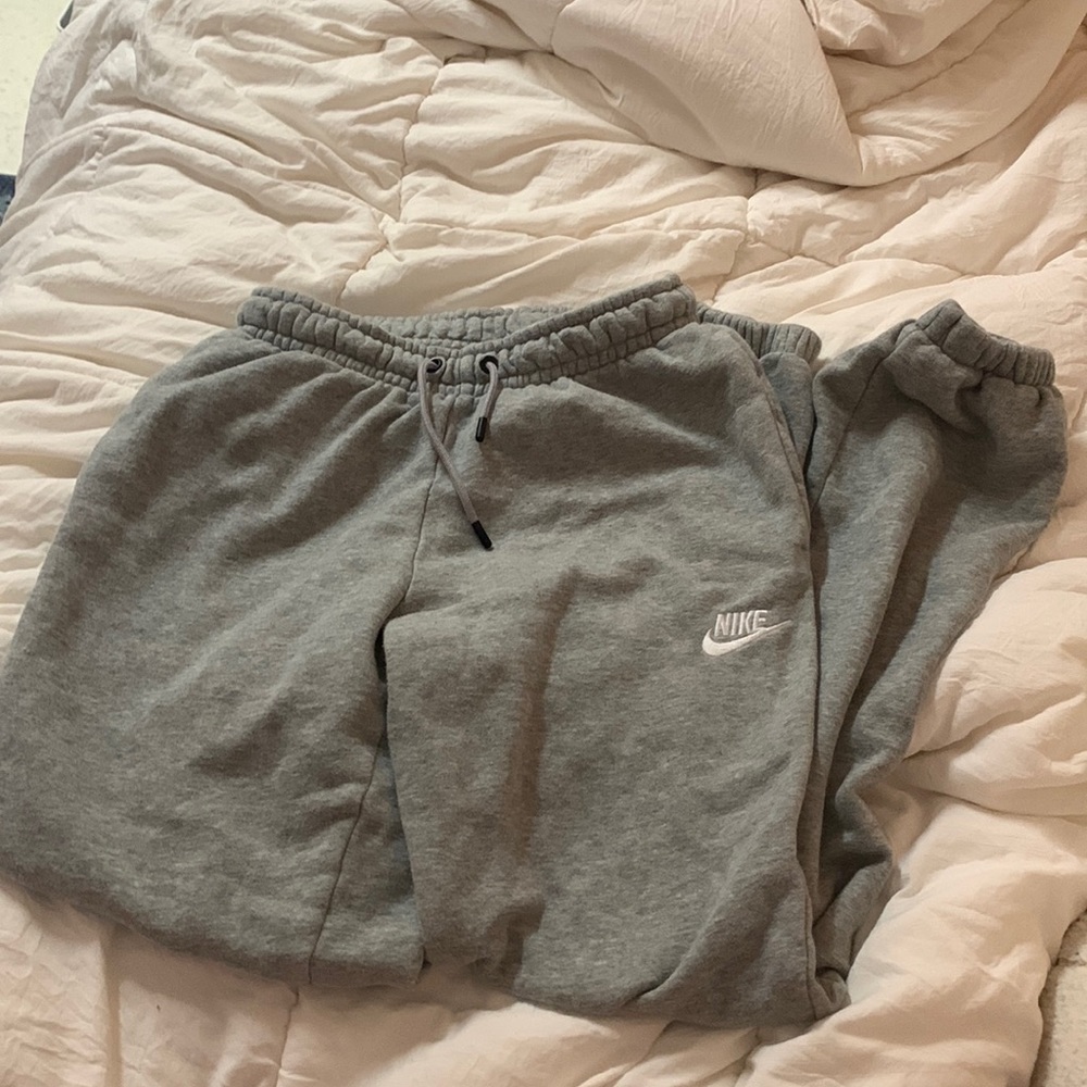 nike sweatpants